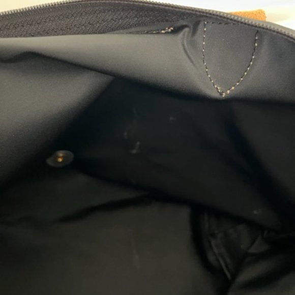 Longchamp Medium Pliage Nylon Shoulder Tote - Picture 5 of 11